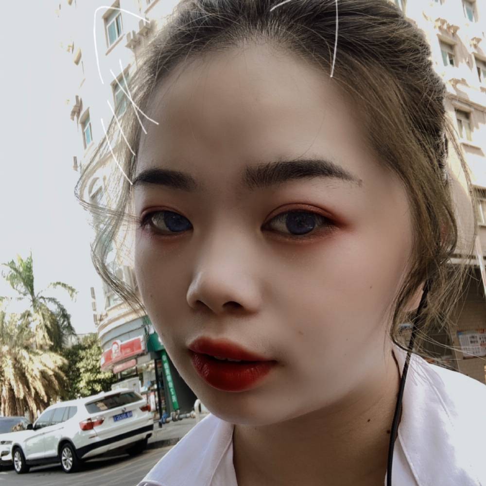 小路春的照片