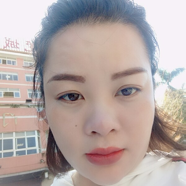 闭小柏的照片