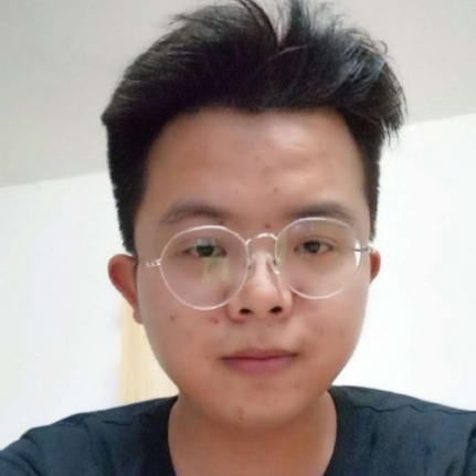 星月浅吻贪玩的照片