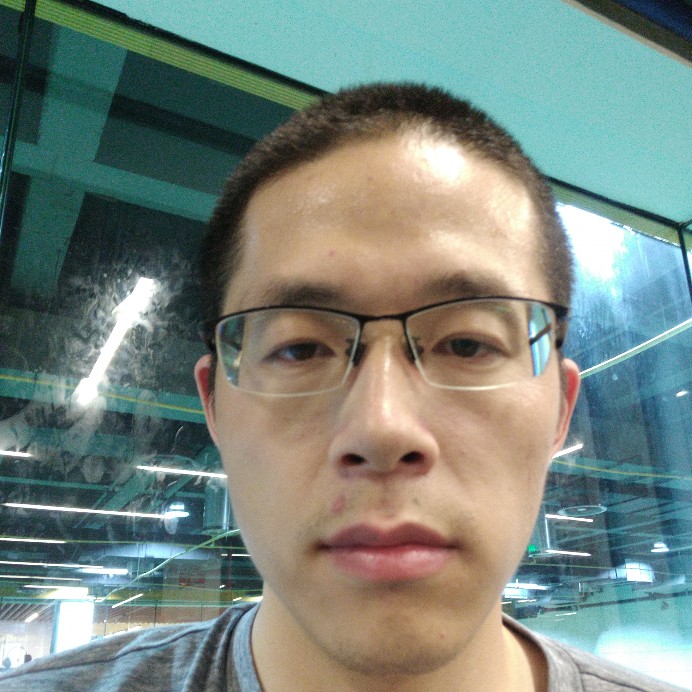 笑点低和月亮的照片
