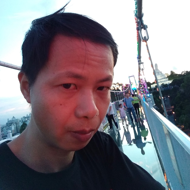 信封邂逅潇洒的照片