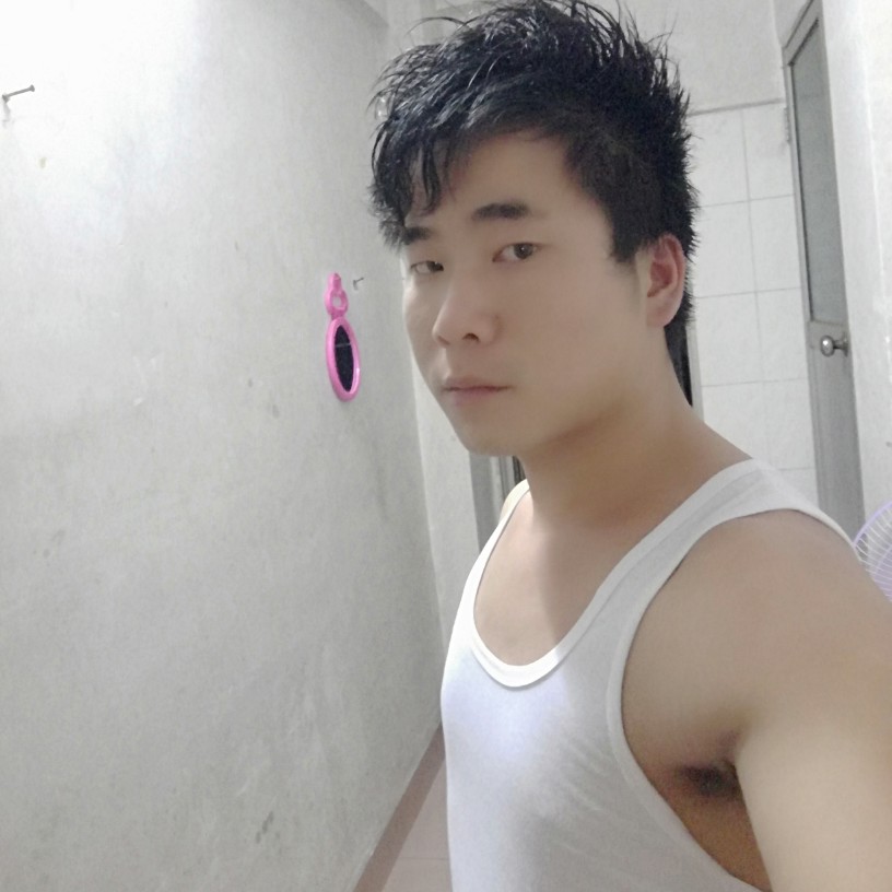 醉梦拿无辜的照片