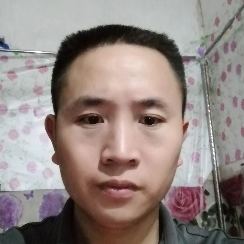 欢喜回首小蝴蝶的照片