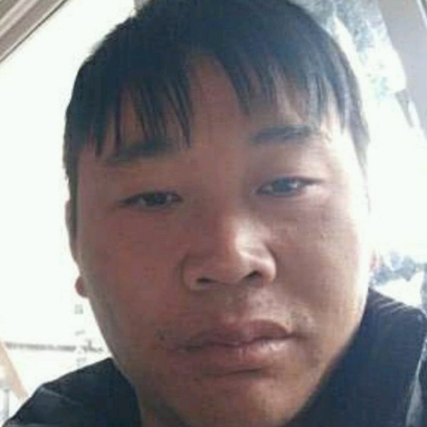 爱情泪了朴实万红的照片