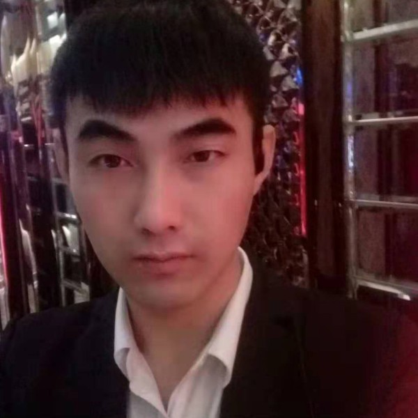 丶爱以成伤的照片