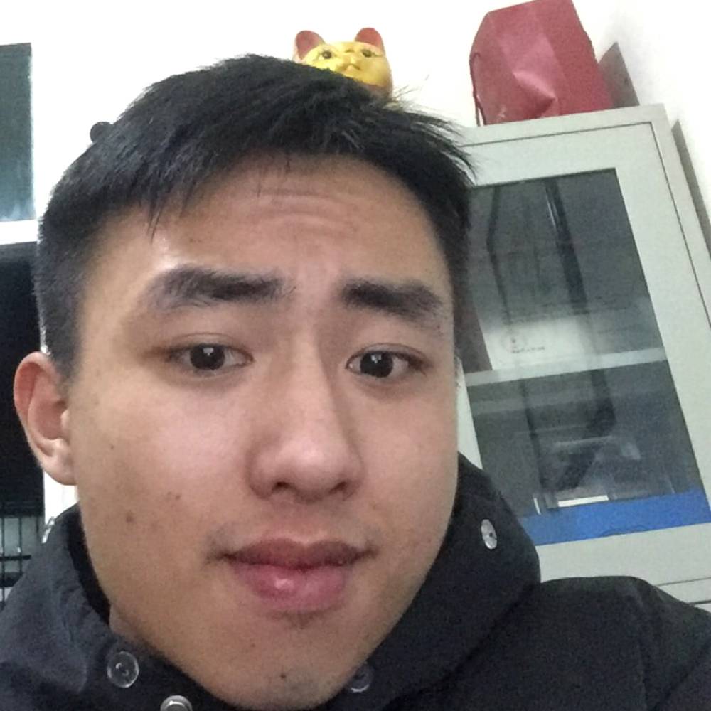 我是雷阿本的照片