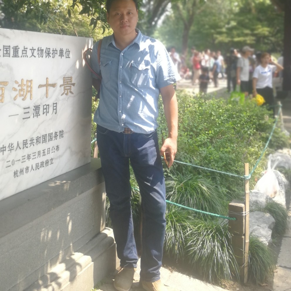 孤單平湖约的照片