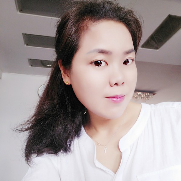 畅快的女汉子的照片
