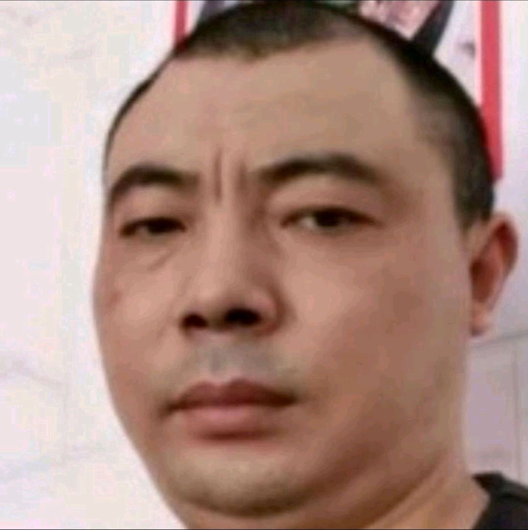 中心苦恋深情的照片