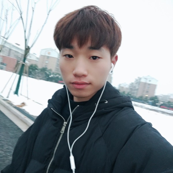 大叔零碎的照片