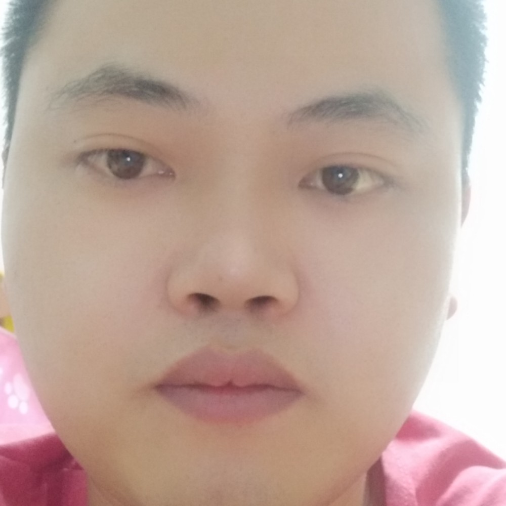 眼睛大爱宝贝的照片