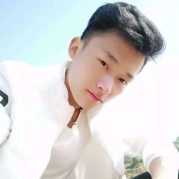路在前进的远方的照片
