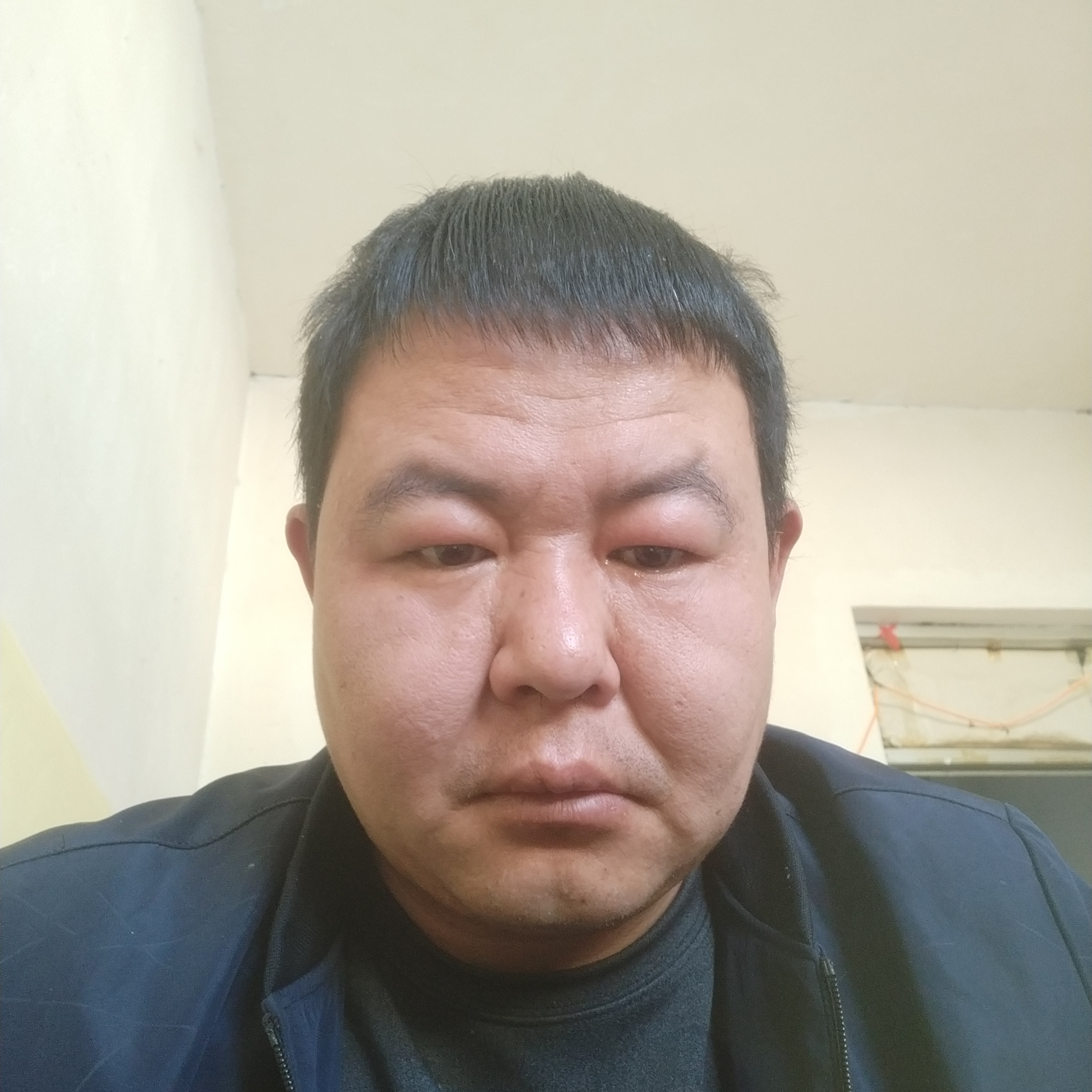 路人凝眸负责的照片