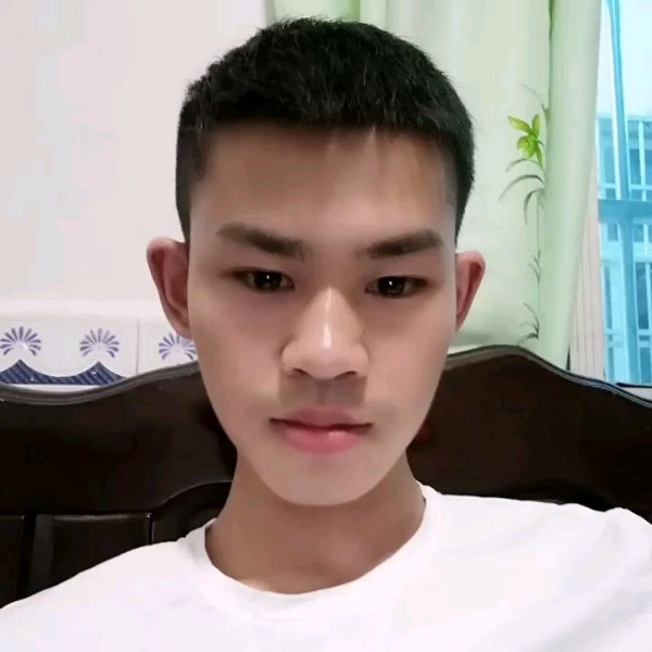 一岁时很帅的照片