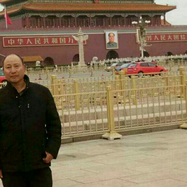 等待深拥悟空的照片