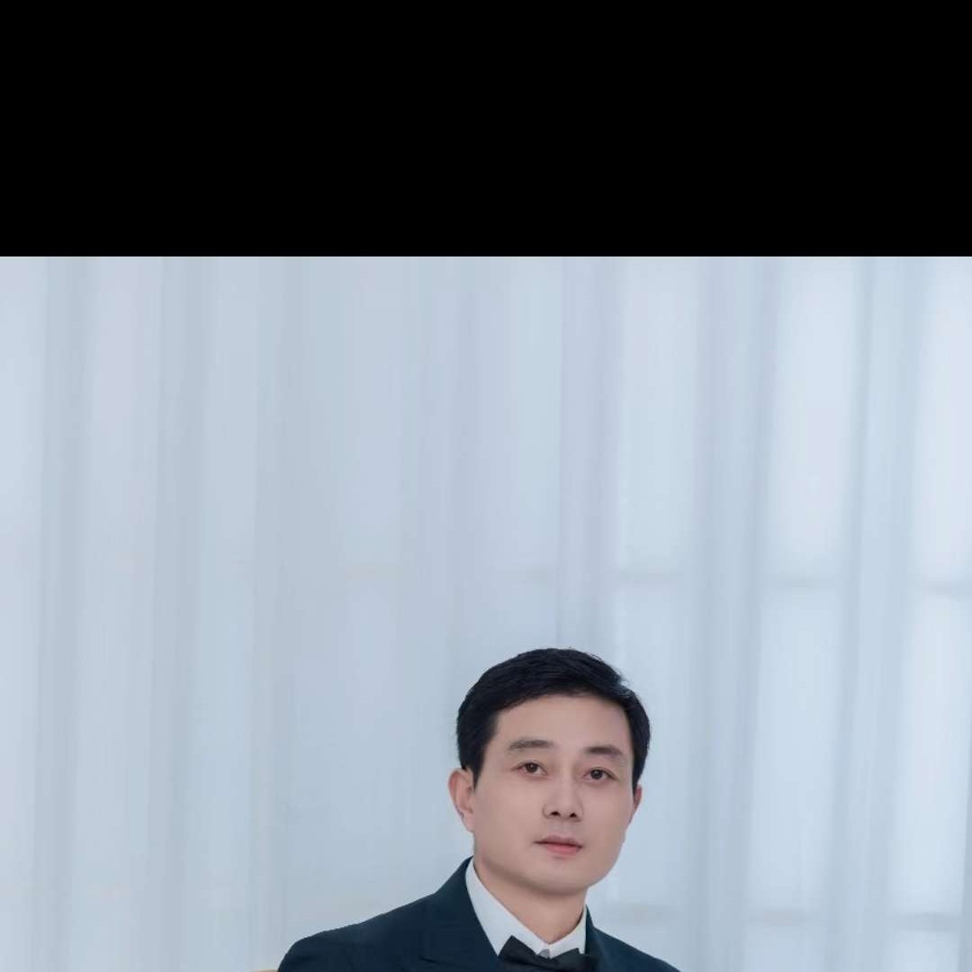 周刚的照片
