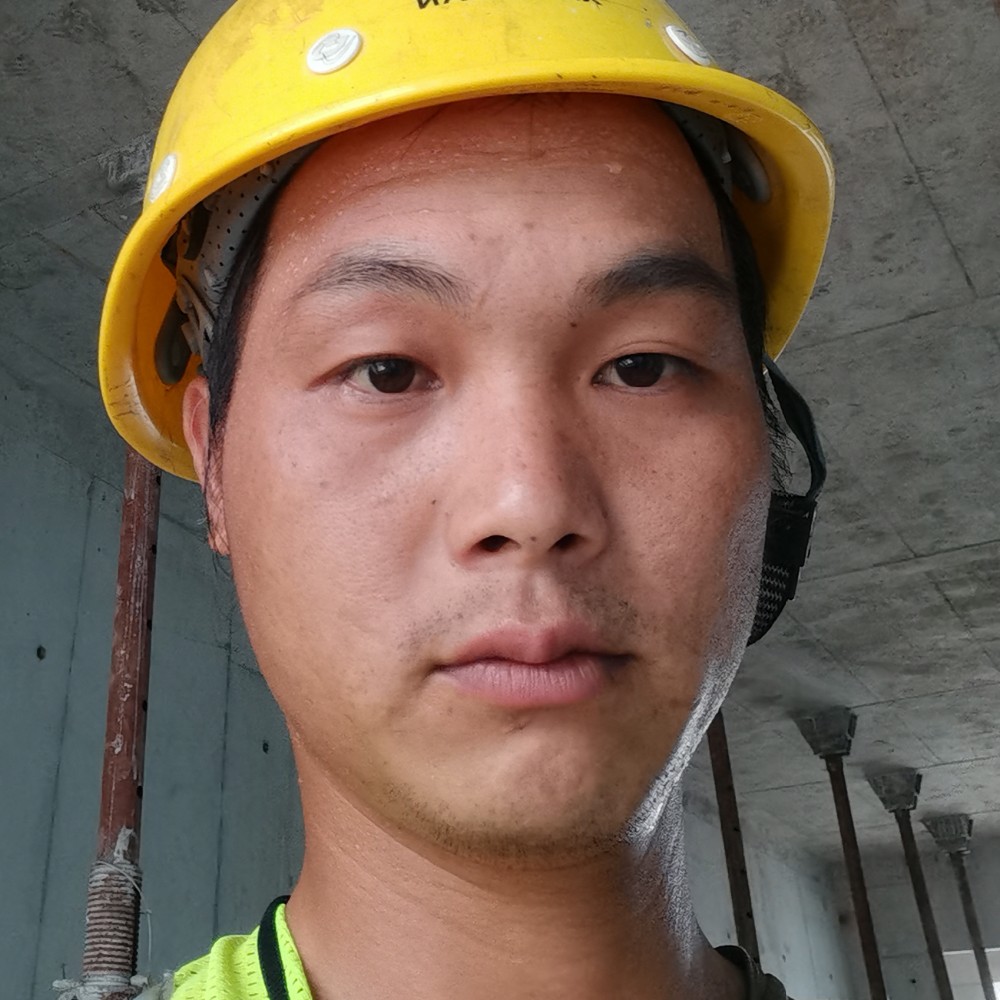 仁爱挽手外套的照片