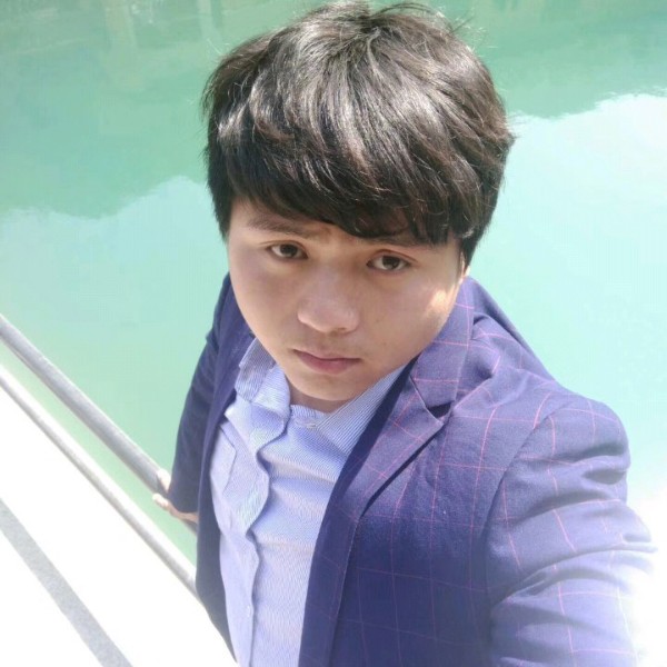 yM，忘情人的照片