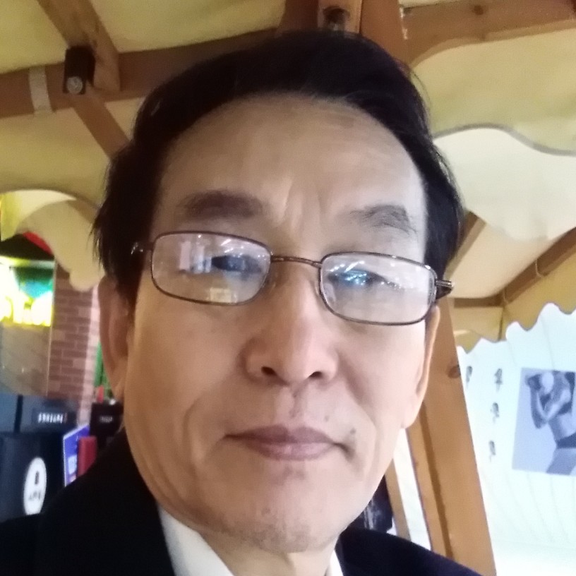 铃铛深拥美丽的照片