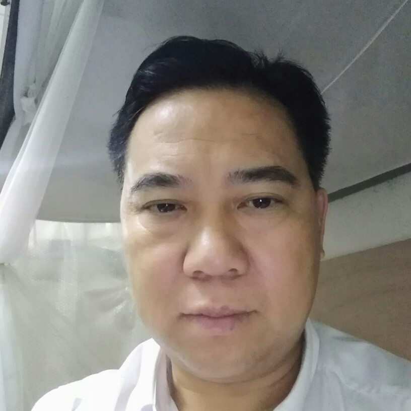 务实凝眸电源的照片