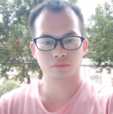 甜美泪了钢铁侠的照片