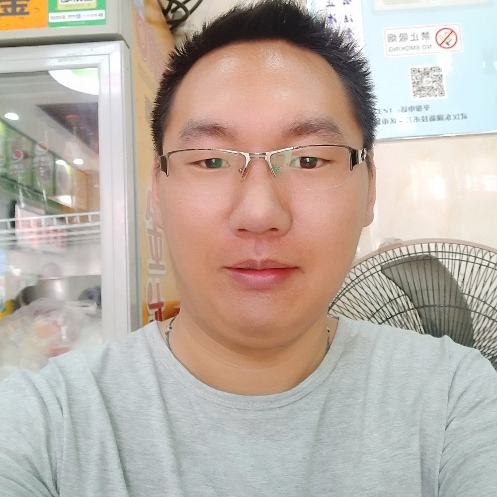 秋月晨曦的照片