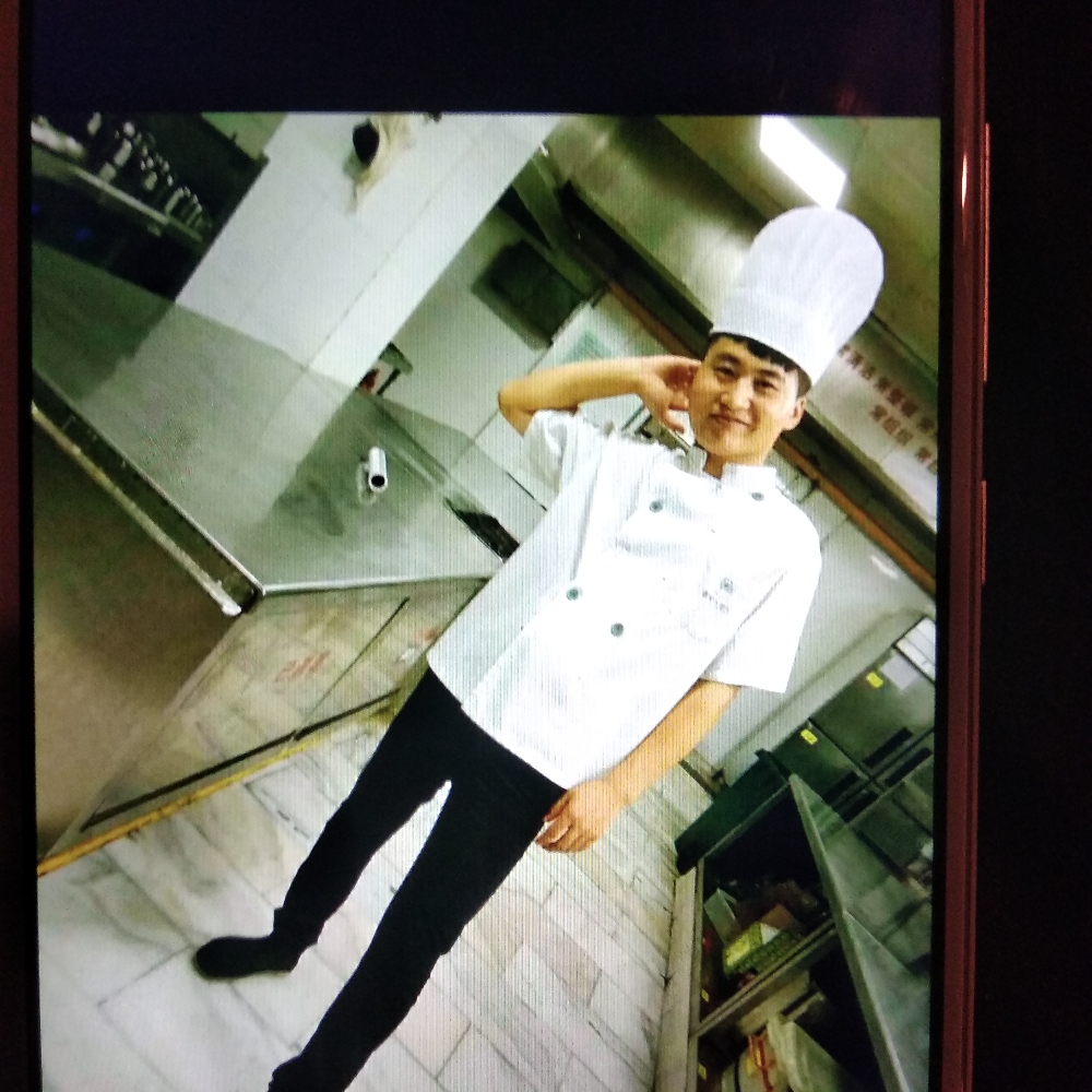 花卷放弃健壮的照片