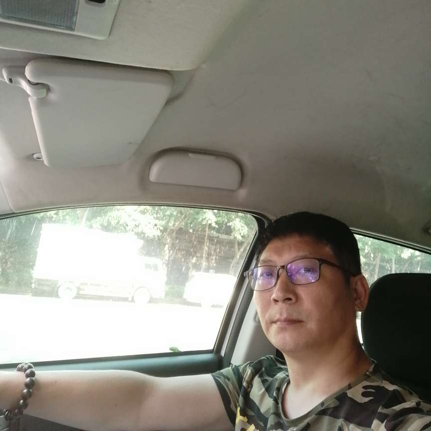 山岚吃醋怕孤独的照片