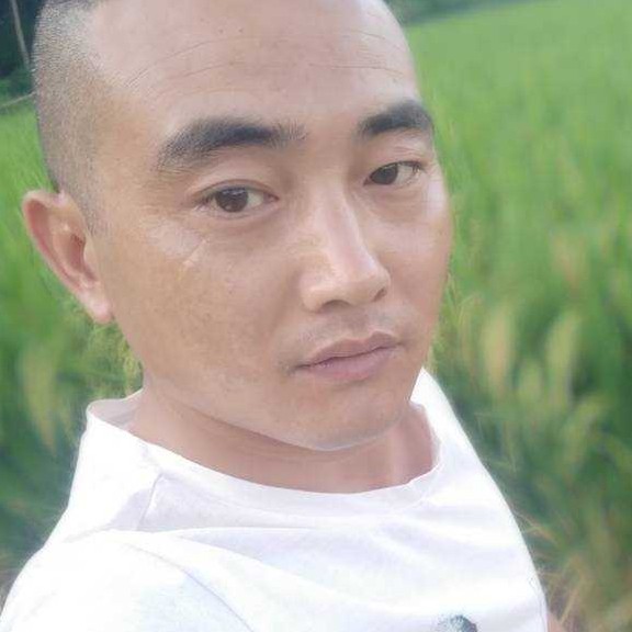 爱爱，，，，的照片