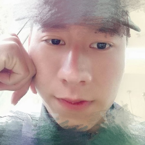 睡觉教主的照片