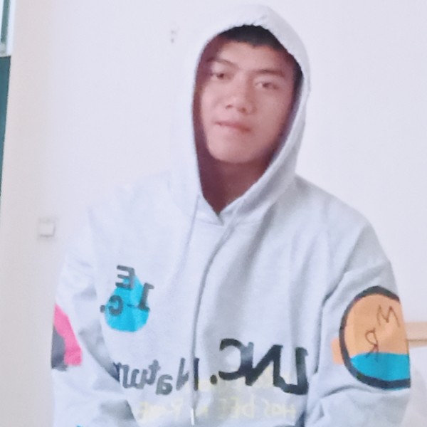 在女生宿舍楼下卖的照片