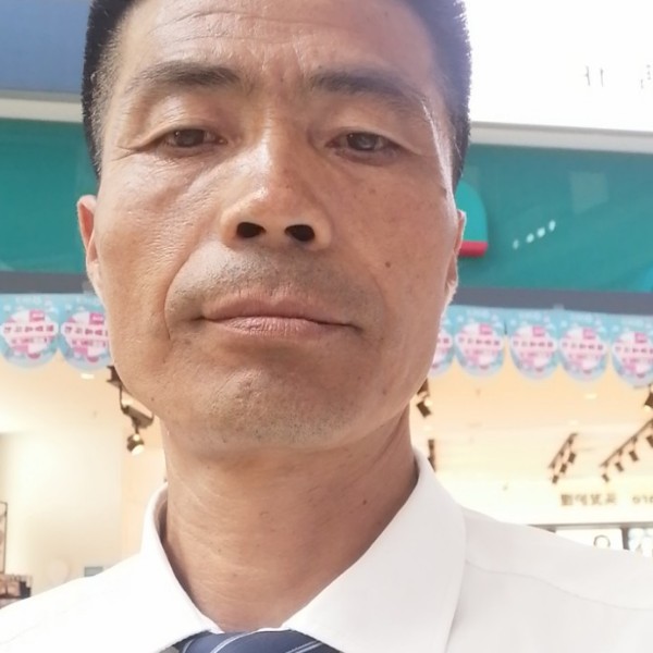 路灯野性的照片