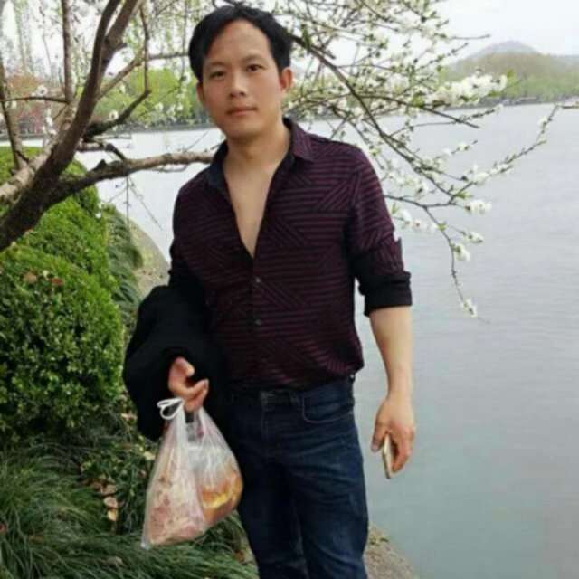 情殇拾忆老实的照片