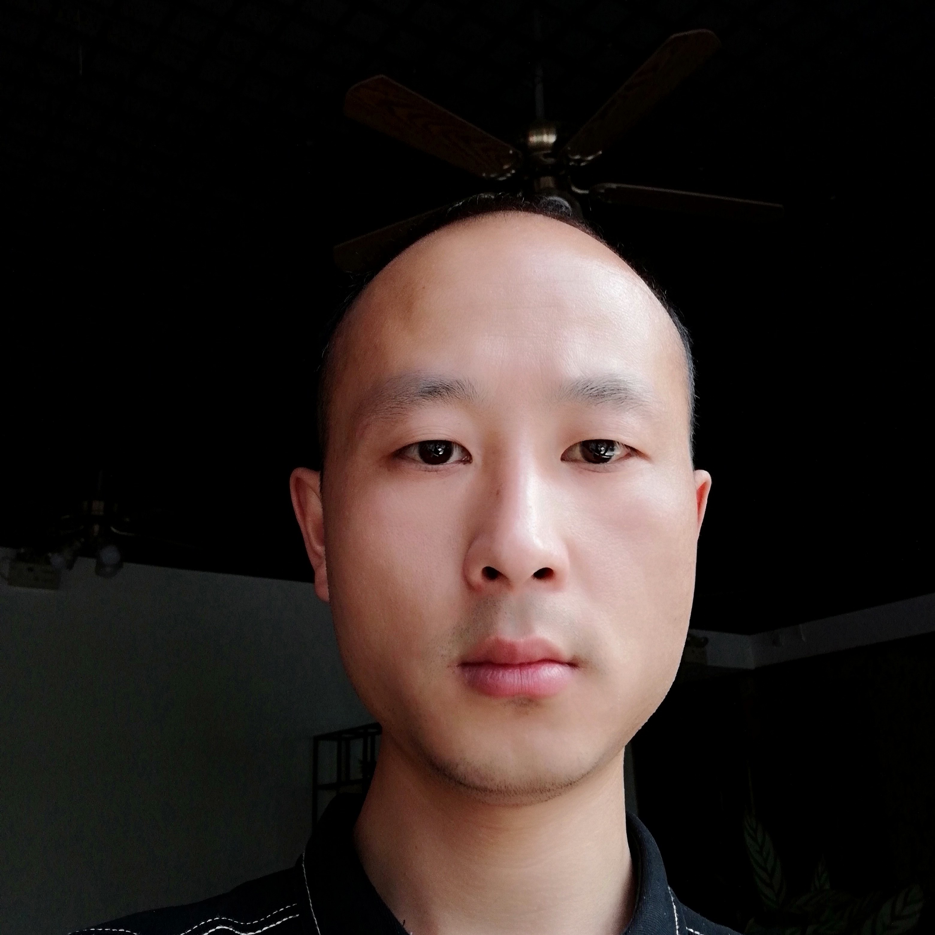洗澡不关门的照片