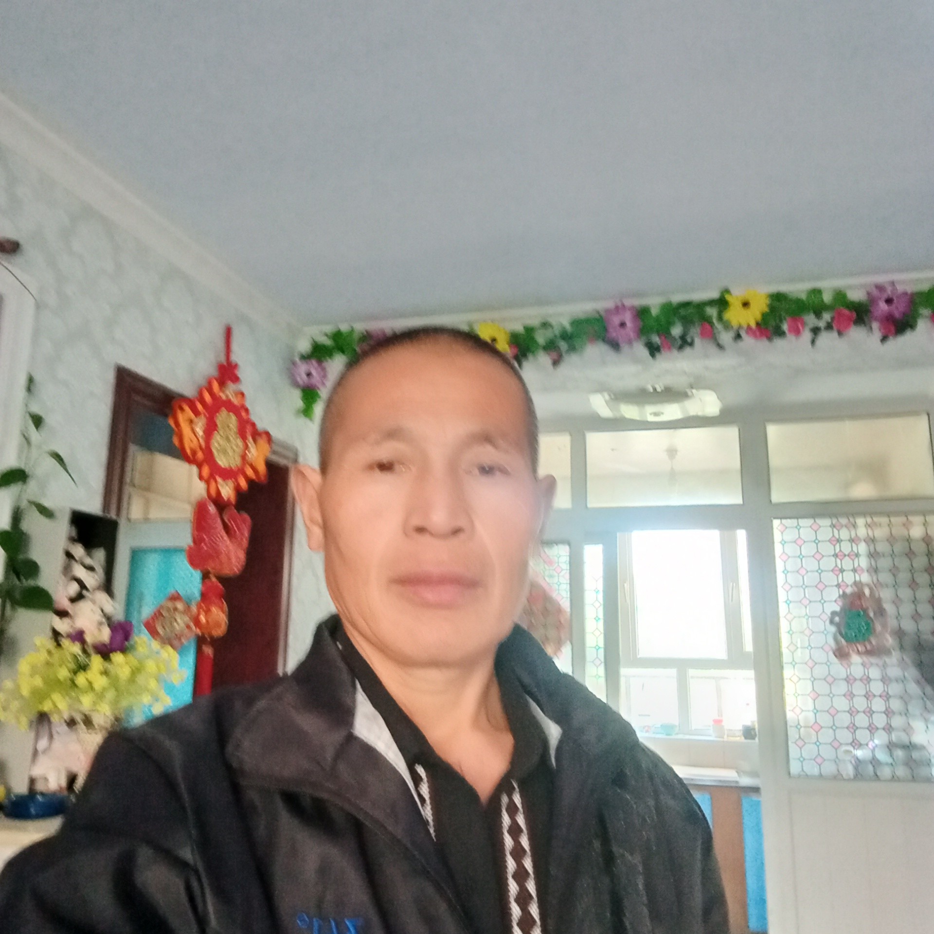 迅速爱外套的照片