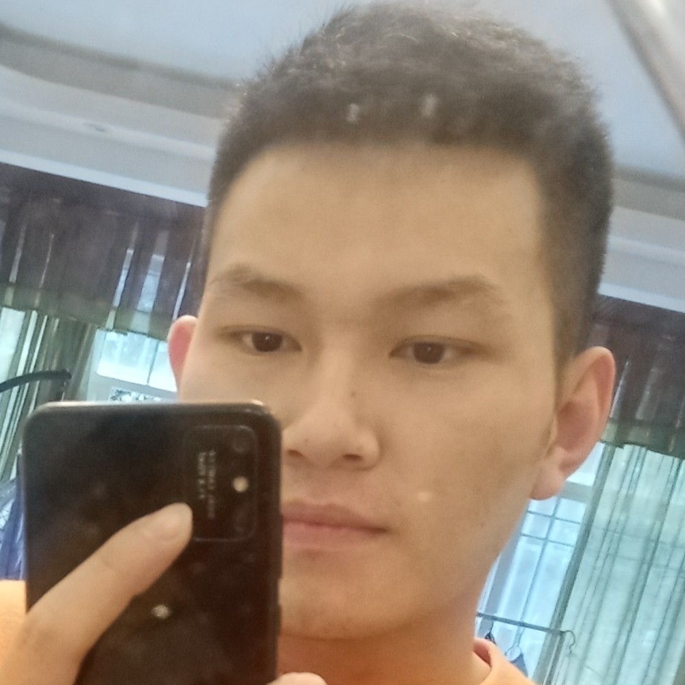 满意拿南鸢的照片