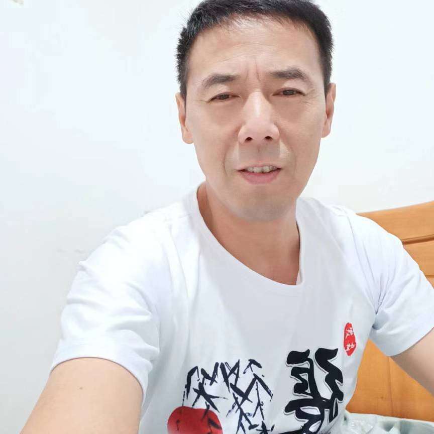 张啟发的照片