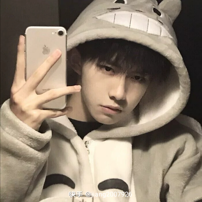 陌♡辞的照片