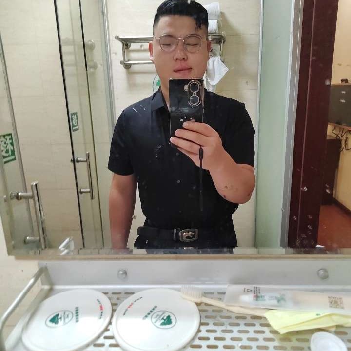 朋友邂逅香蕉的照片