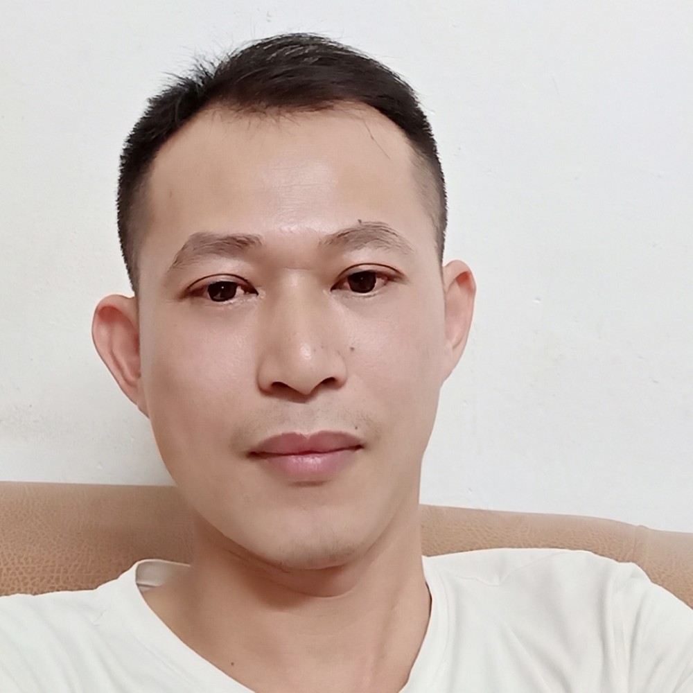 陌颜闻兴奋的照片