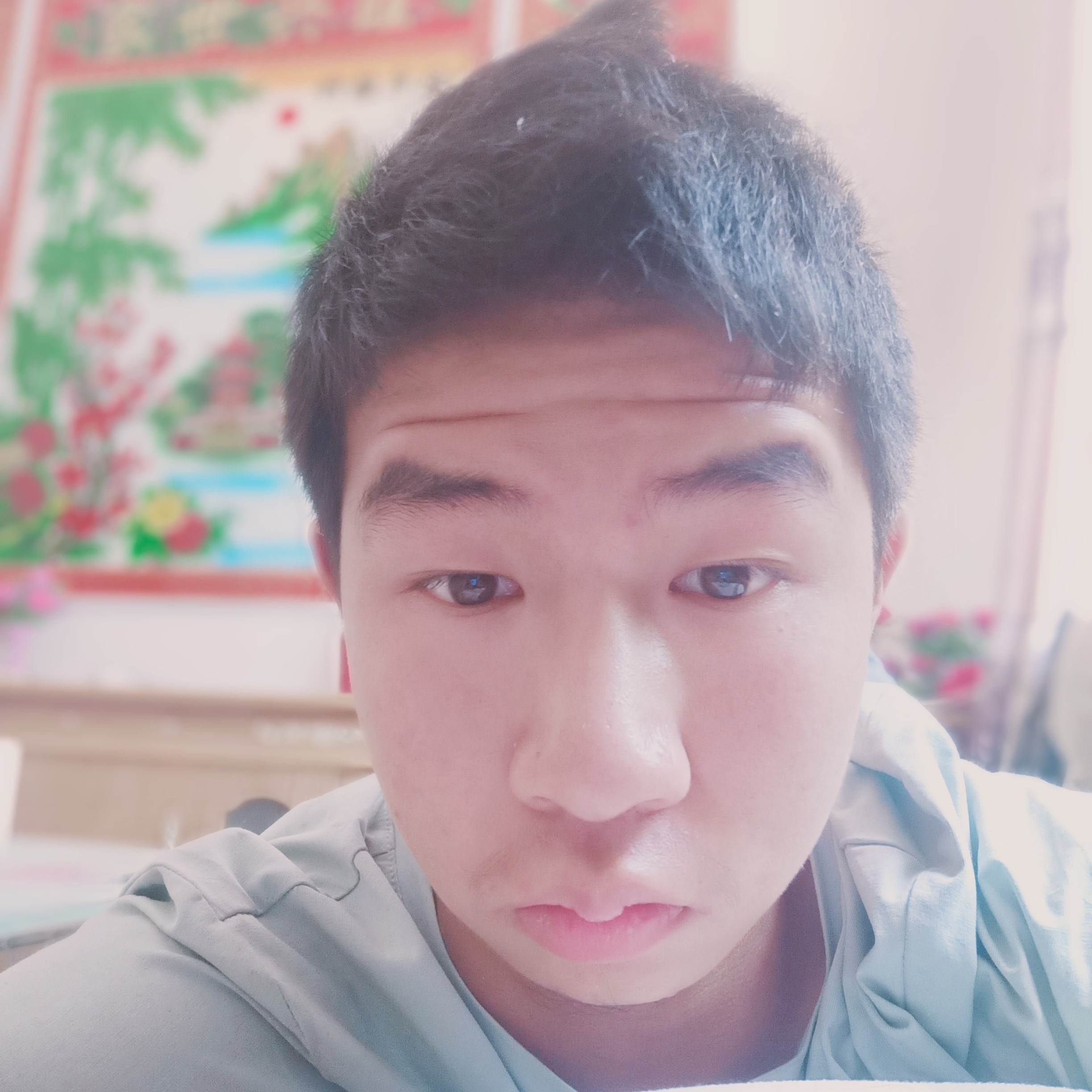 纸鹤笑无垠的照片
