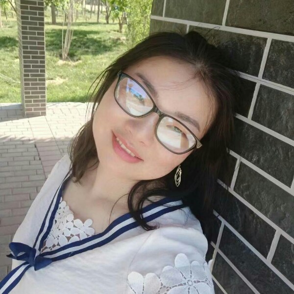 又见四叶草的照片
