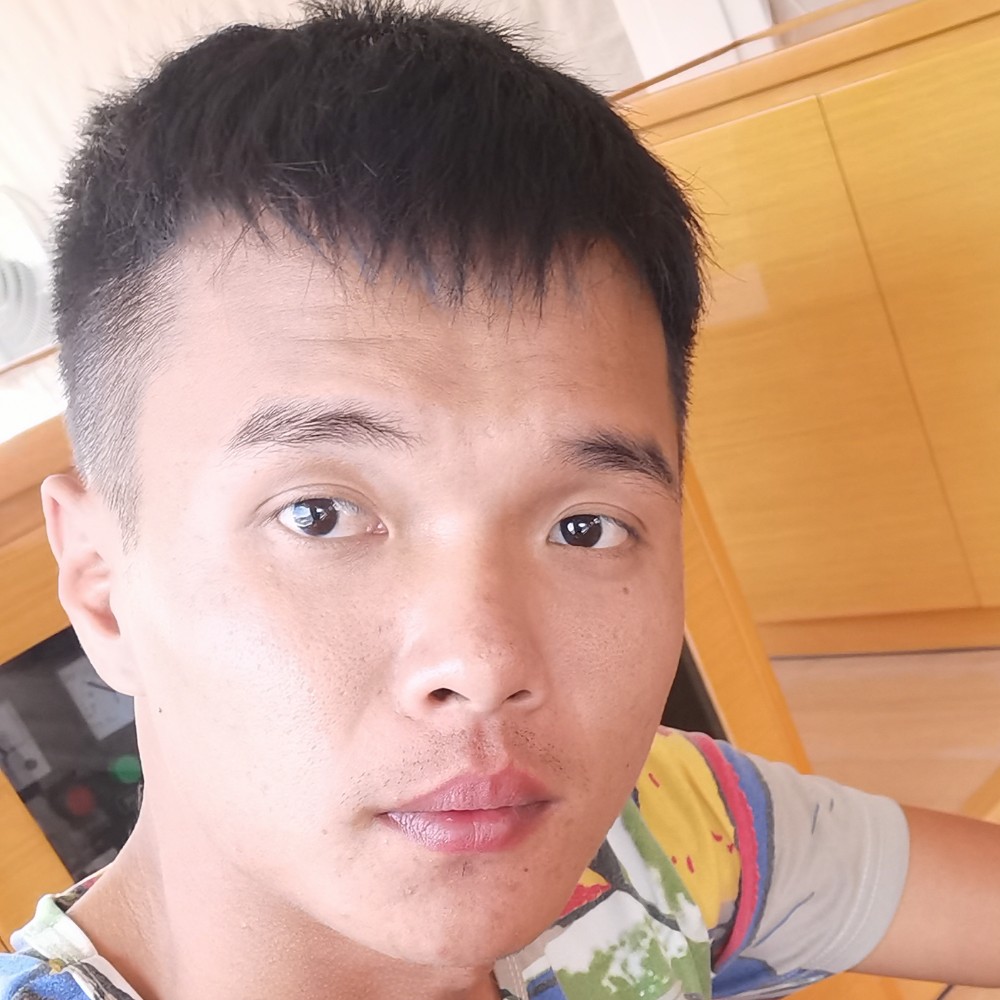 无奈扯音响的照片