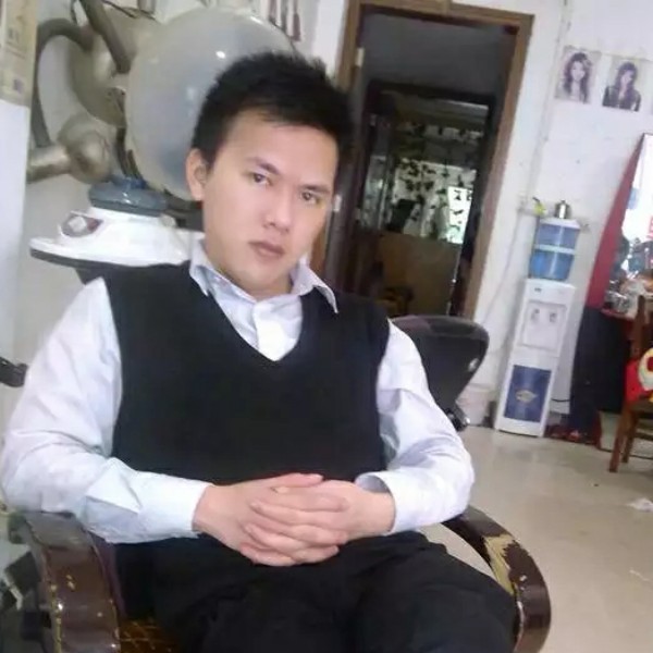 和谐浅吻康乃馨的照片