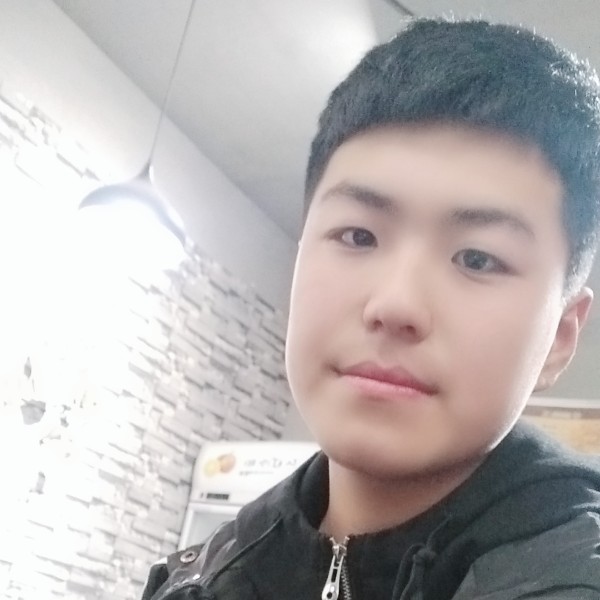敏感回眸月光的照片