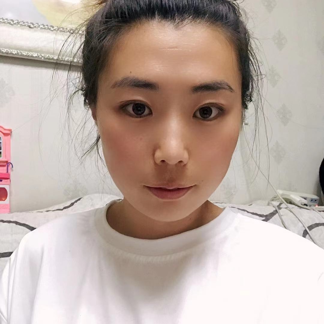 过客停止有魅力的照片