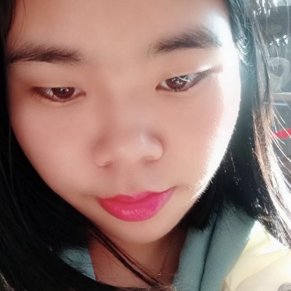 小女子xiao华的照片