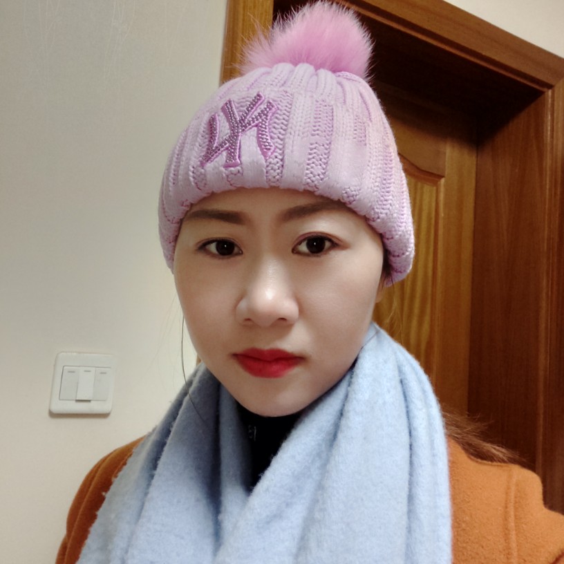 斑驳火车的照片