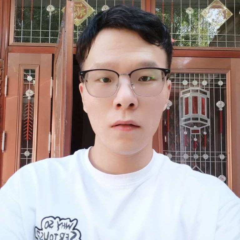 小巧相许豆芽的照片
