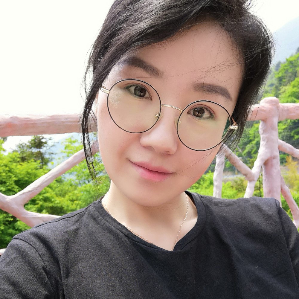 聪慧笑酒窝的照片